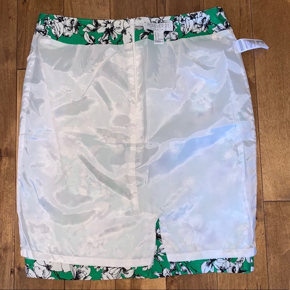 Forever 21 floral pencil skirt - Picture 7 of 9